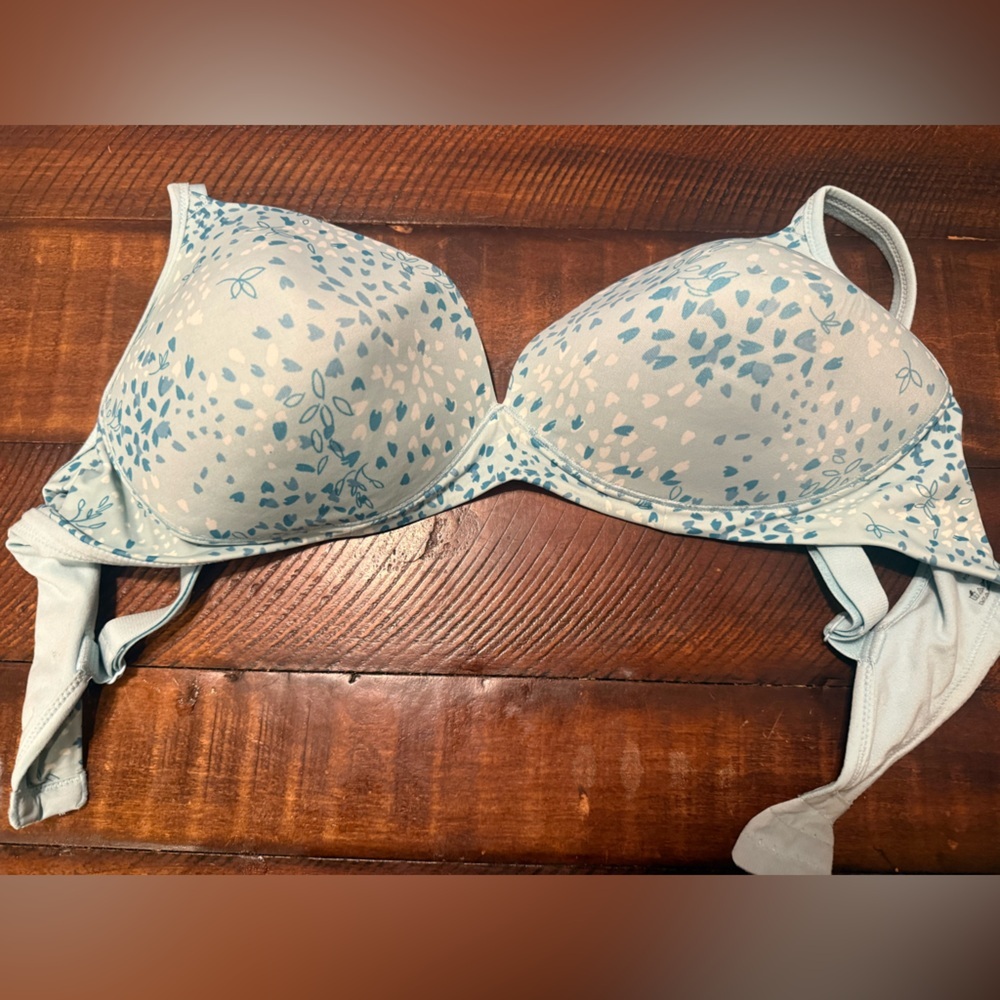 Warners All‎ You Need 40C wireless push up bra
